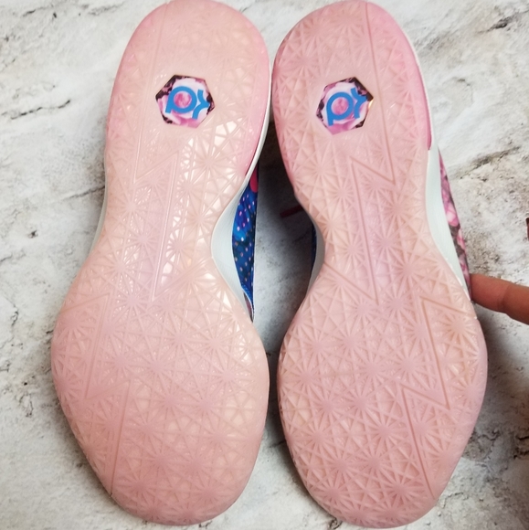 KD6 Supreme Aunt Pearl Nike - Picture 7 of 8